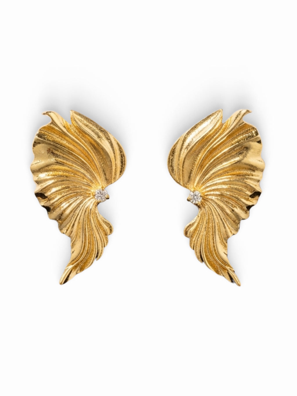 Sculpted Heart Earring