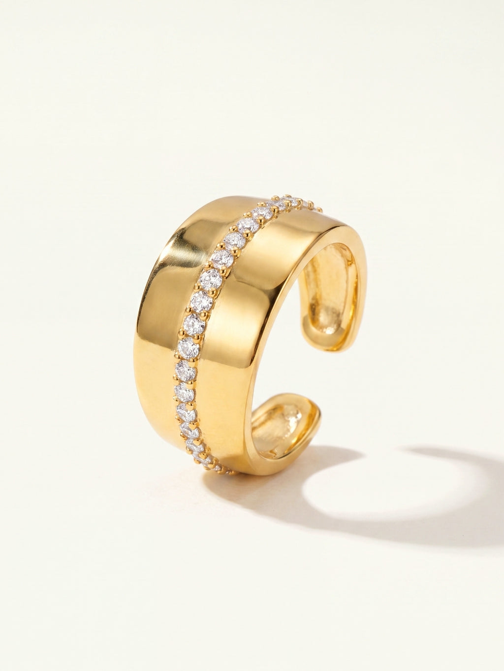 Diamond line ring