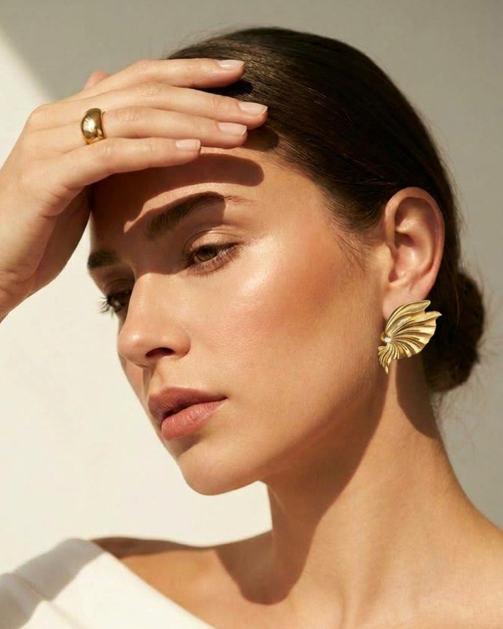 Sculpted Heart Earring