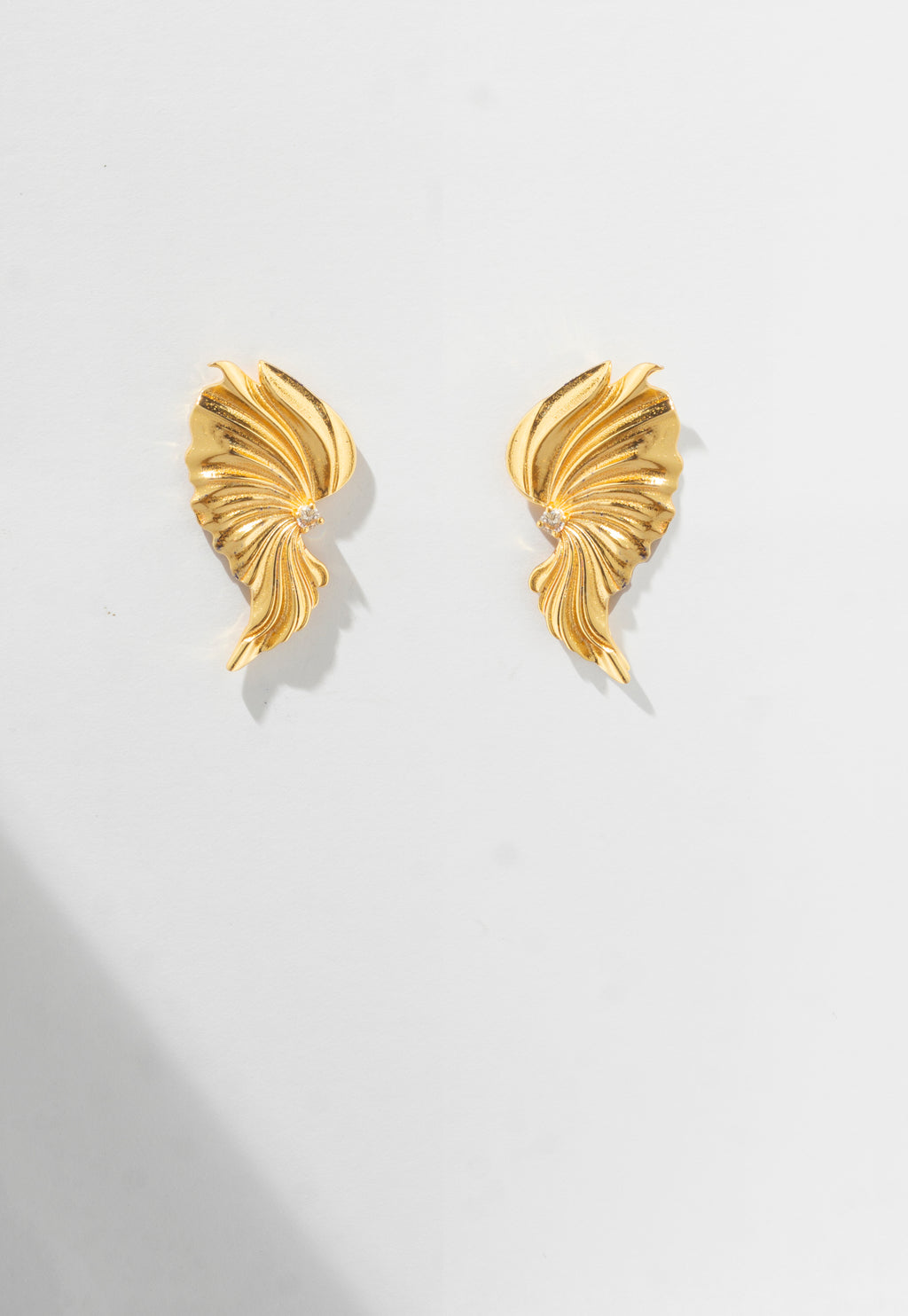 Sculpted Heart Earring